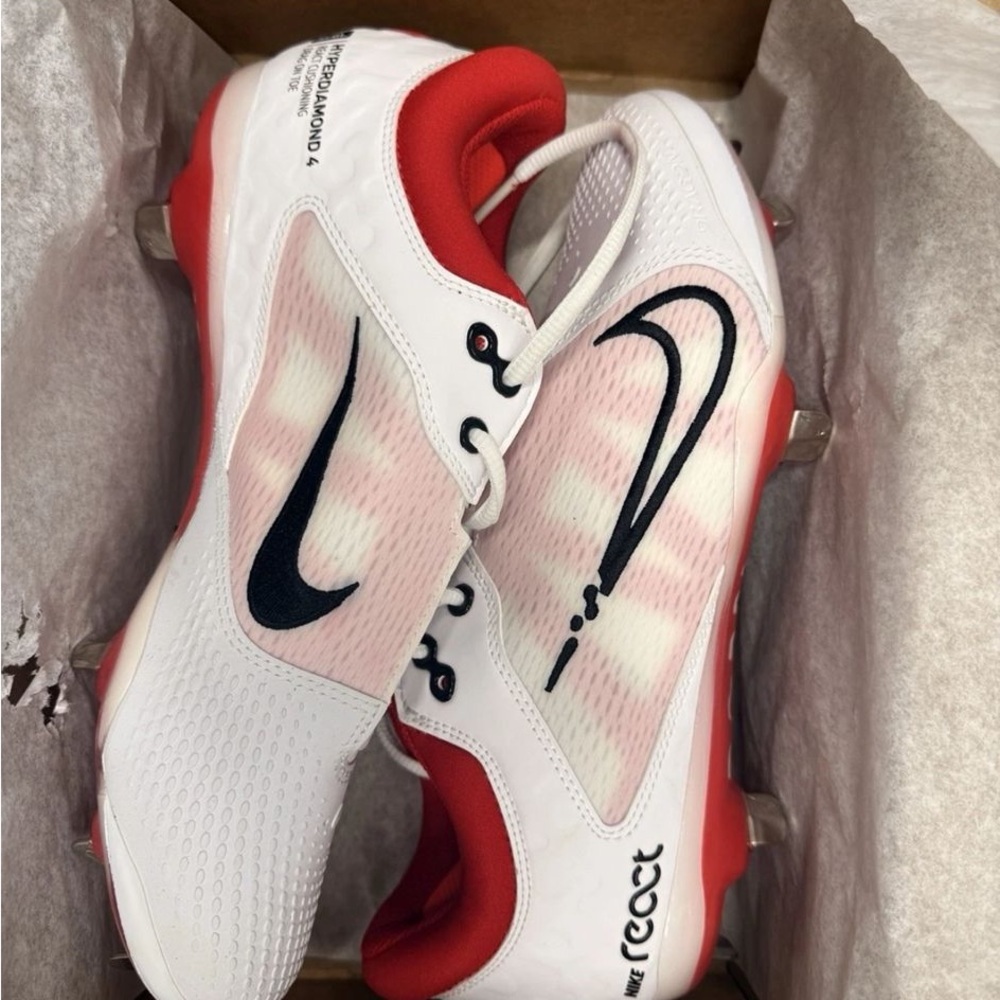 Nike Hyperdiamond 4 Elite Softball Cleats – White/Red | Size 10 | New